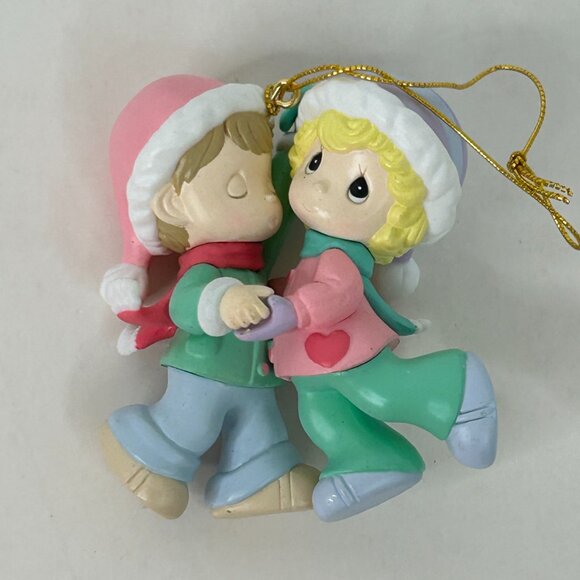 Precious Moments Christmas Ornament Home for the Holidays Collection Enesco 1996 - Picture 3 of 16